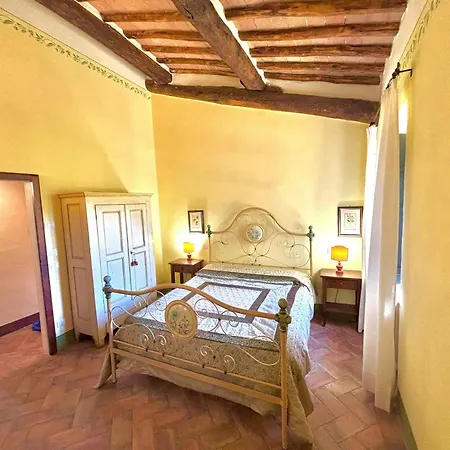 Prázdninový dům Historic With Pool In Siena Hills